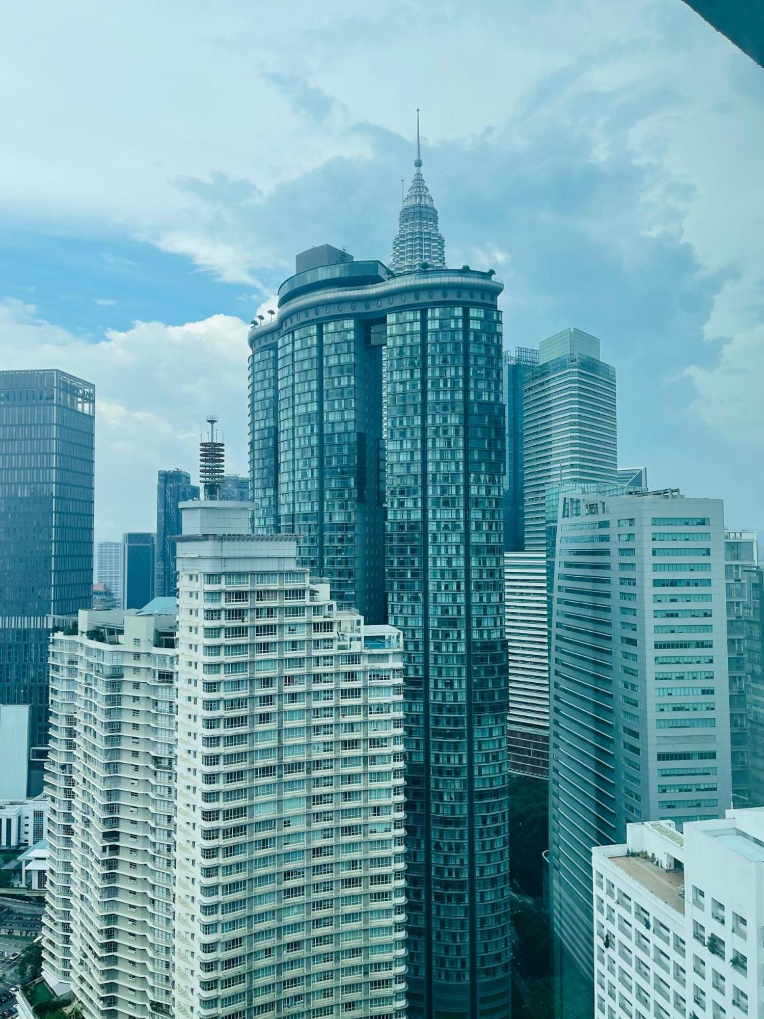 Vortex Suites Klcc By Yashrib Kuala Lumpur Exterior foto